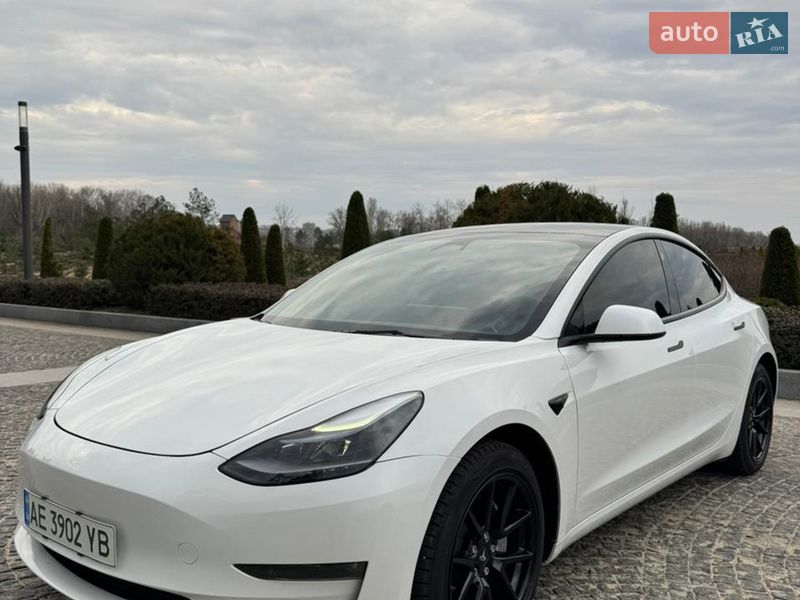 Седан Tesla Model 3 2023 в Днепре фото 8 Седан Tesla Model 3 2023 в Днепре