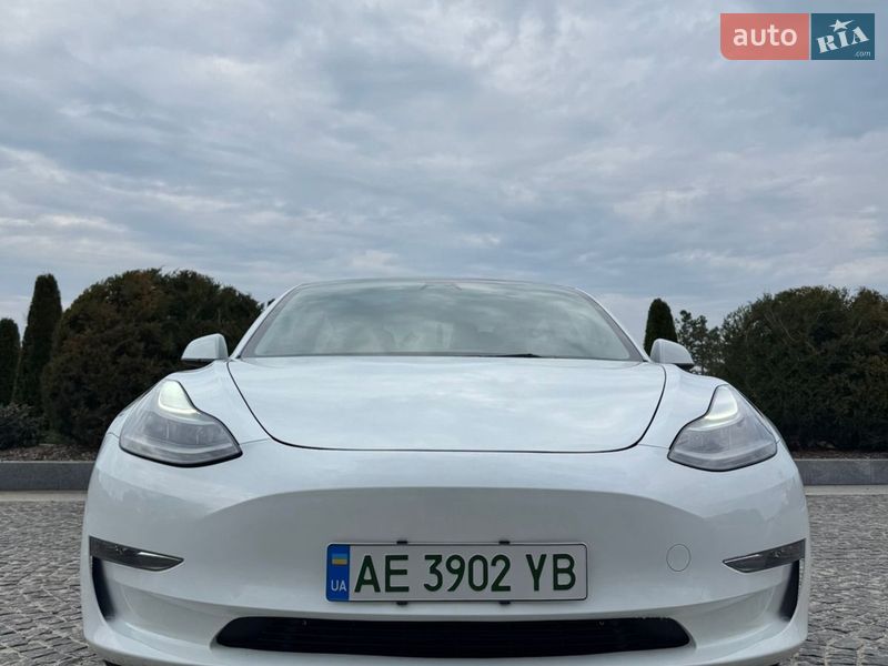 Седан Tesla Model 3 2023 в Днепре фото 12 Седан Tesla Model 3 2023 в Днепре