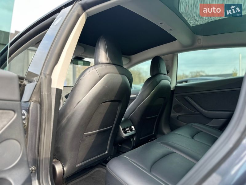 Седан Tesla Model 3 2023 в Львові фото 18 Седан Tesla Model 3 2023 в Львові