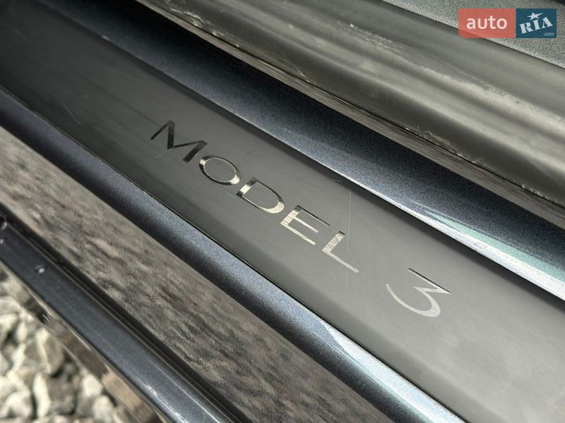 Седан Tesla Model 3 2023 в Львові фото 21 Седан Tesla Model 3 2023 в Львові