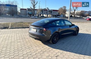 Седан Tesla Model 3 2025 в Днепре