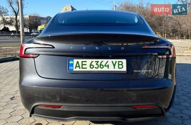 Седан Tesla Model 3 2025 в Днепре