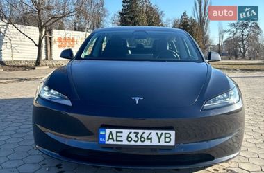 Седан Tesla Model 3 2025 в Днепре