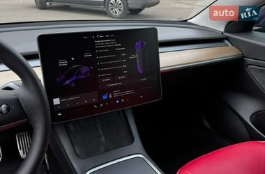 Седан Tesla Model 3 2021 в Києві