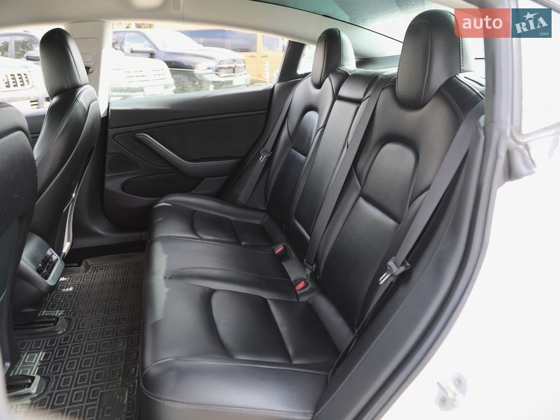 Седан Tesla Model 3 2019 в Харькове