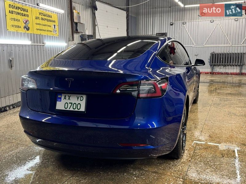Седан Tesla Model 3 2022 в Харькове