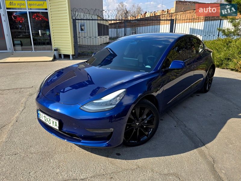 Седан Tesla Model 3 2019 в Полтаве