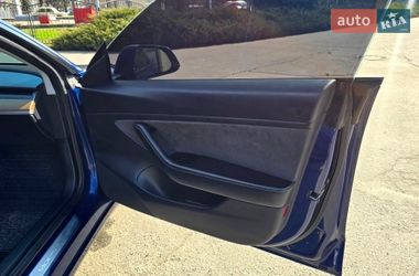 Седан Tesla Model 3 2019 в Полтаве
