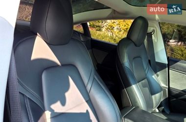 Седан Tesla Model 3 2019 в Полтаве