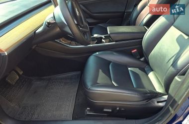 Седан Tesla Model 3 2019 в Полтаве