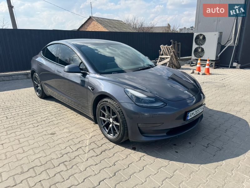 Седан Tesla Model 3 2022 в Белой Церкви