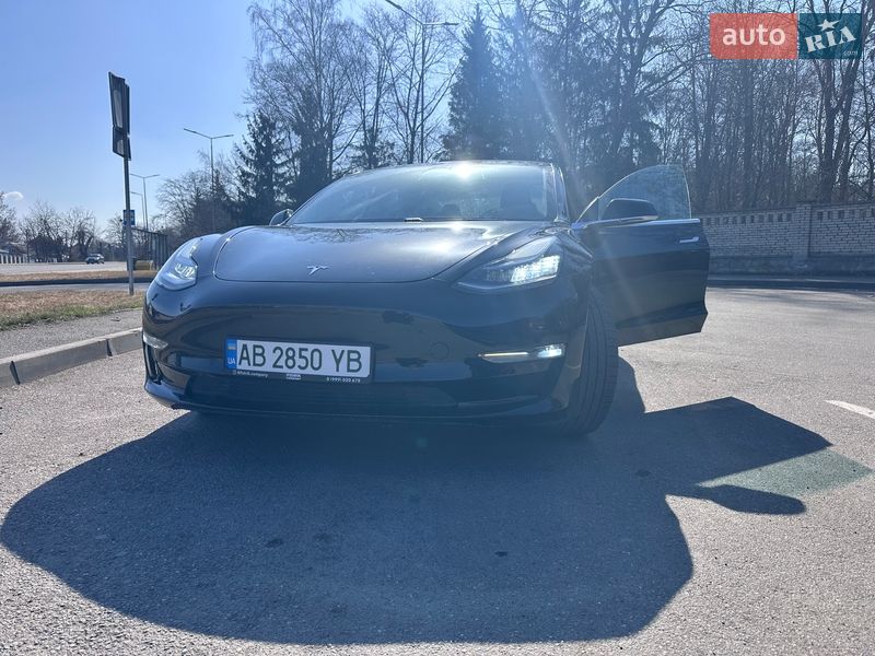 Tesla Model 3 2019 Tesla Model 3 2019