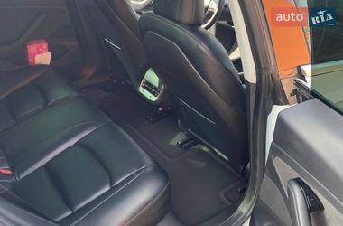 Седан Tesla Model 3 2019 в Ровно