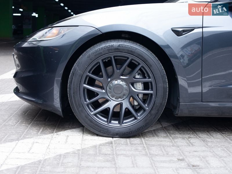 Седан Tesla Model 3 2024 в Киеве фото 5 Седан Tesla Model 3 2024 в Киеве