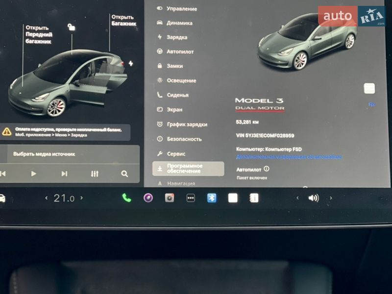 Седан Tesla Model 3 2021 в Коростене