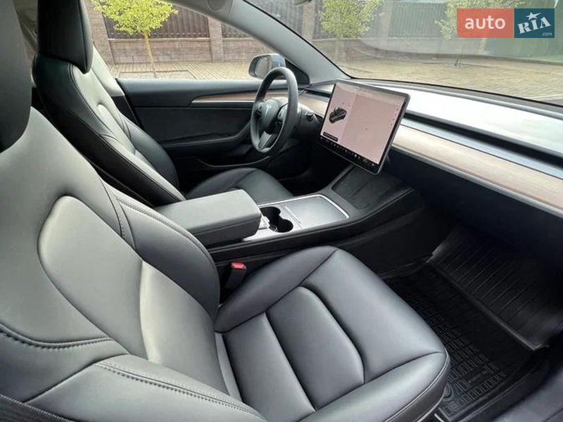 Седан Tesla Model 3 2023 в Одесі фото 10 Седан Tesla Model 3 2023 в Одесі