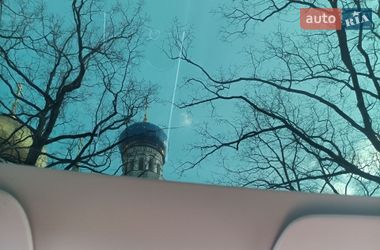 Седан Tesla Model 3 2019 в Киеве