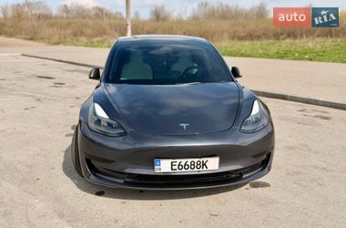 Седан Tesla Model 3 2022 в Запорожье