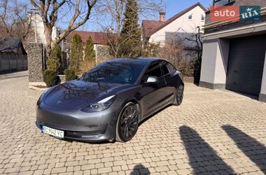 Седан Tesla Model 3 2022 в Львові