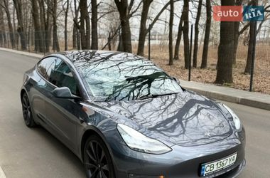 Седан Tesla Model 3 2019 в Чернігові