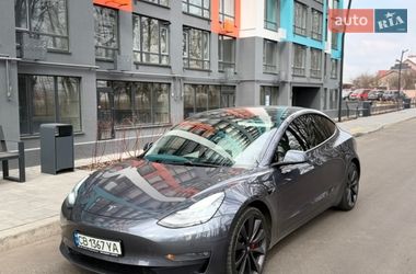 Седан Tesla Model 3 2019 в Чернігові