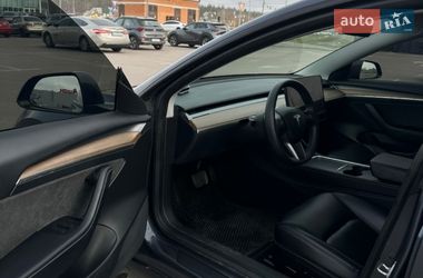Седан Tesla Model 3 2022 в Києві