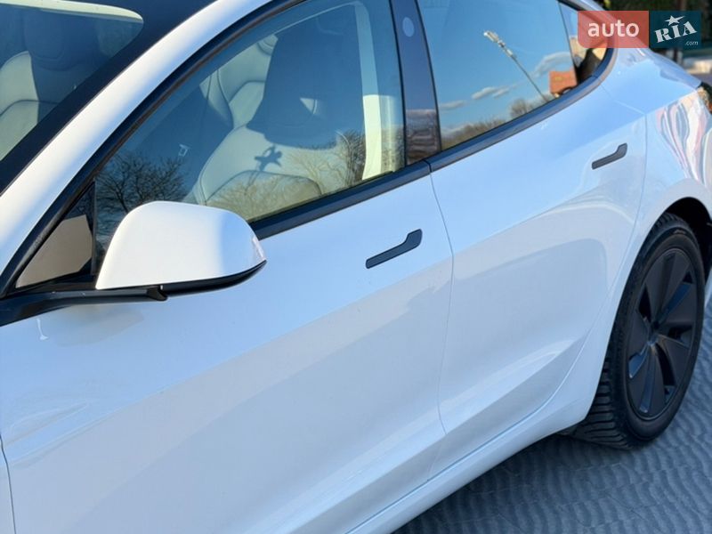 Седан Tesla Model 3 2024 в Львове фото 11 Седан Tesla Model 3 2024 в Львове