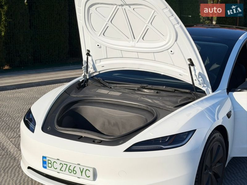 Седан Tesla Model 3 2024 в Львове фото 20 Седан Tesla Model 3 2024 в Львове