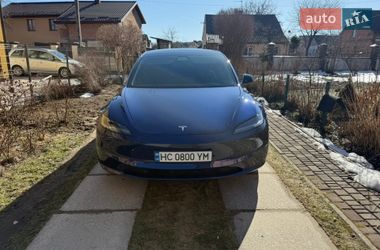 Седан Tesla Model 3 2025 в Львові