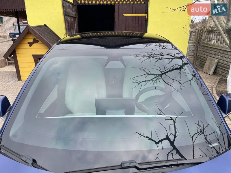 Седан Tesla Model 3 2020 в Киеве