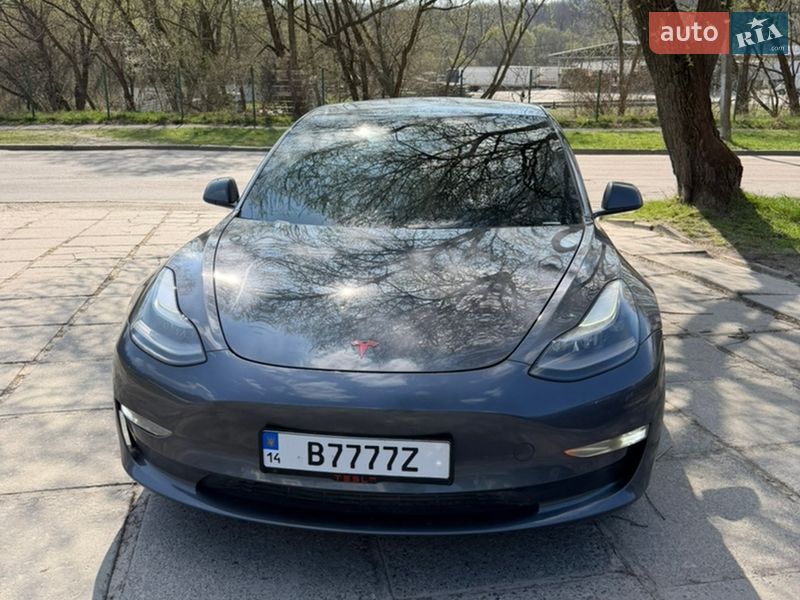 Седан Tesla Model 3 2021 в Львове фото 11 Седан Tesla Model 3 2021 в Львове