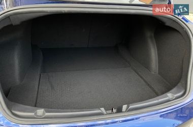 Седан Tesla Model 3 2019 в Ужгороде