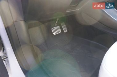 Седан Tesla Model 3 2019 в Киеве