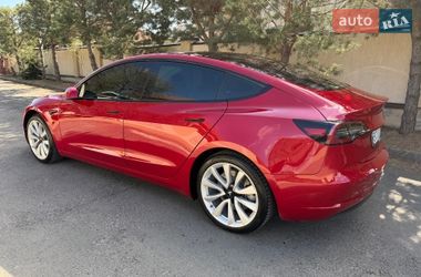 Седан Tesla Model 3 2018 в Львове