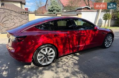 Седан Tesla Model 3 2018 в Львове