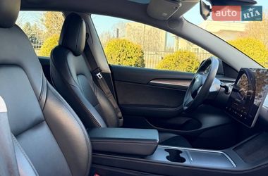 Седан Tesla Model 3 2022 в Луцьку