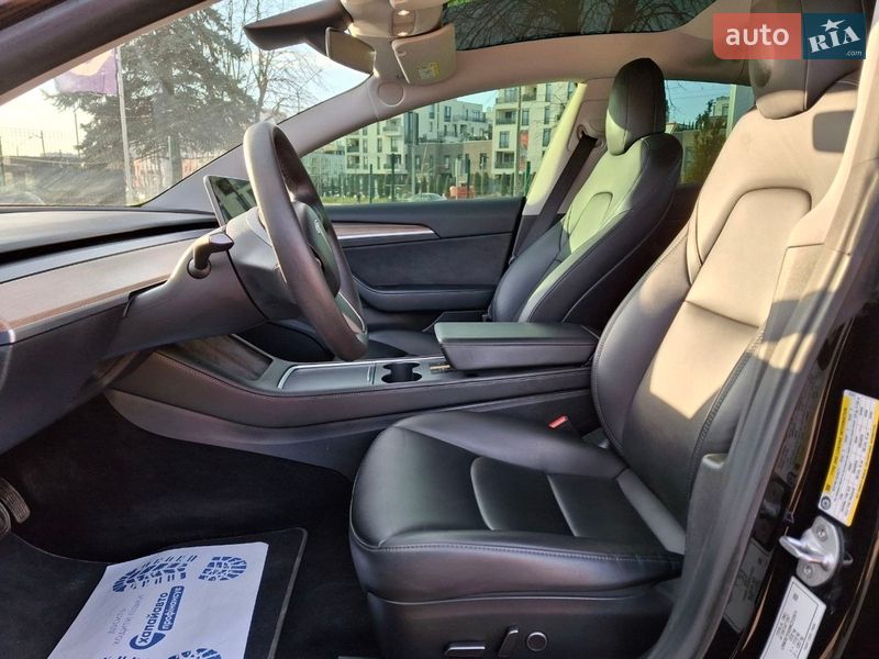 Седан Tesla Model 3 2021 в Львове фото 10 Седан Tesla Model 3 2021 в Львове