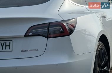Седан Tesla Model 3 2019 в Киеве фото 21 Седан Tesla Model 3 2019 в Киеве