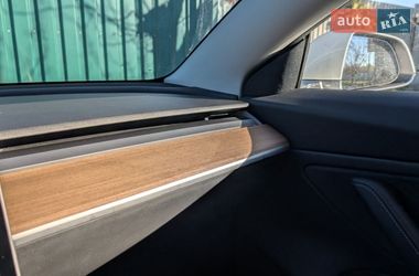 Седан Tesla Model 3 2019 в Киеве фото 35 Седан Tesla Model 3 2019 в Киеве