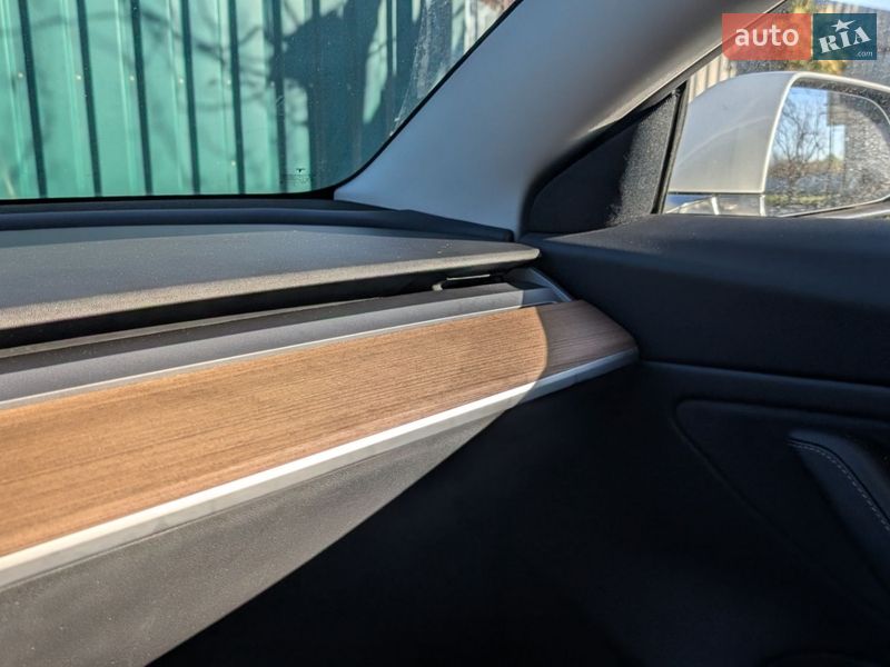 Седан Tesla Model 3 2019 в Киеве фото 35 Седан Tesla Model 3 2019 в Киеве