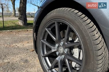 Седан Tesla Model 3 2022 в Киеве