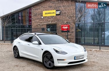 Седан Tesla Model 3 2021 в Вінниці