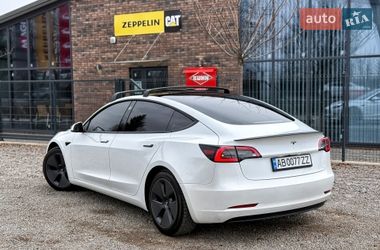 Седан Tesla Model 3 2021 в Виннице