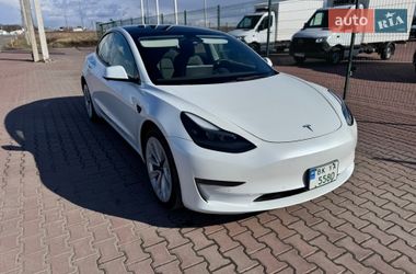 Седан Tesla Model 3 2022 в Ровно
