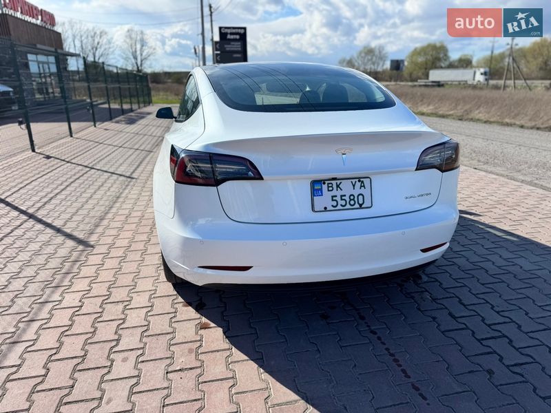 Седан Tesla Model 3 2022 в Рівному фото 8 Седан Tesla Model 3 2022 в Рівному