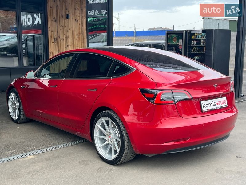 Седан Tesla Model 3 2018 в Вінниці фото 23 Седан Tesla Model 3 2018 в Вінниці