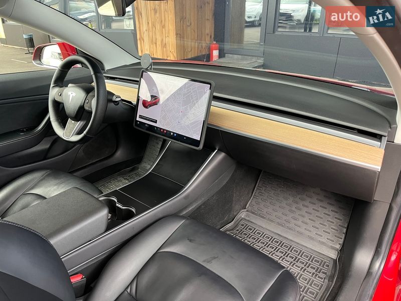 Седан Tesla Model 3 2018 в Вінниці фото 36 Седан Tesla Model 3 2018 в Вінниці
