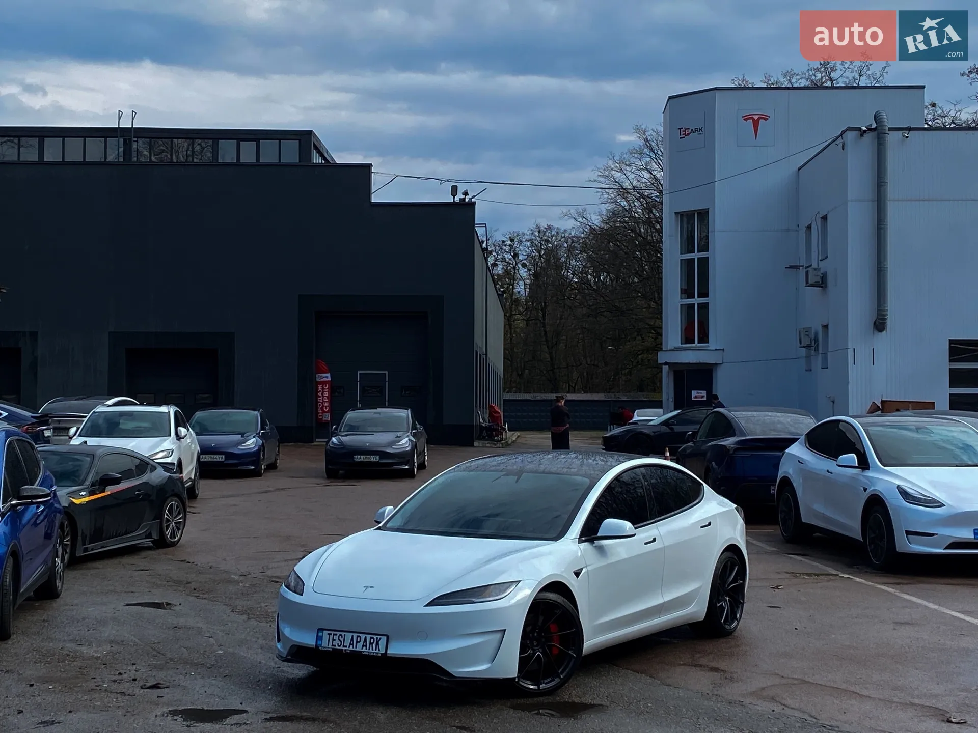 2024 Tesla Model 3 - мініатюра 2