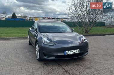 Седан Tesla Model 3 2018 в Борисполе