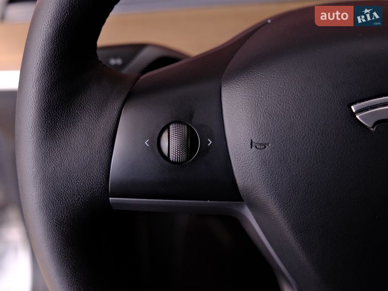 Седан Tesla Model 3 2021 в Одесі фото 18 Седан Tesla Model 3 2021 в Одесі